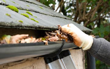 gutter cleaning Pinchbeck, Lincolnshire